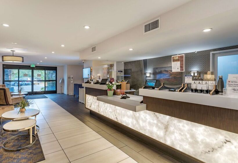 호텔 Best Western Plus Stevenson Manor