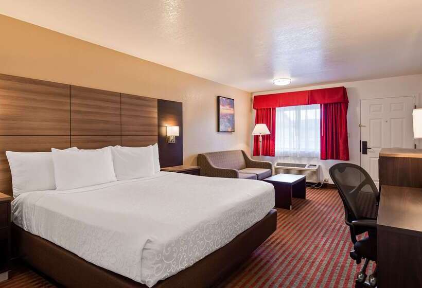 هتل Best Western Santa Rosa Inn
