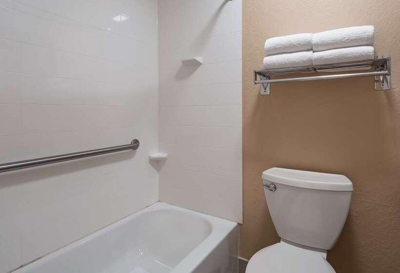 هتل Best Western Santa Rosa Inn