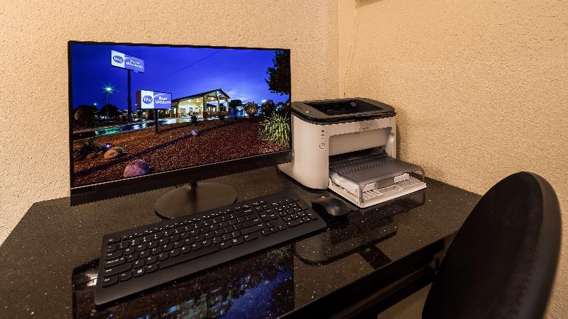 هتل Best Western Santa Rosa Inn