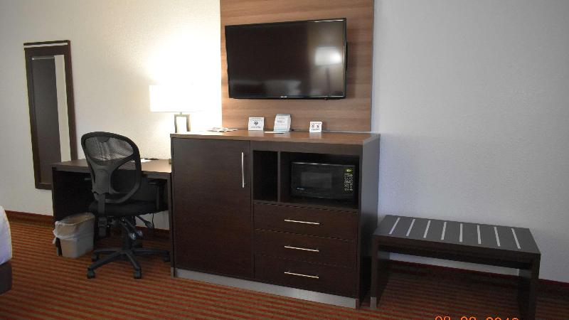 هتل Best Western Santa Rosa Inn
