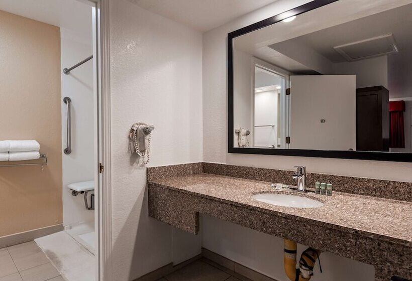 هتل Best Western Santa Rosa Inn