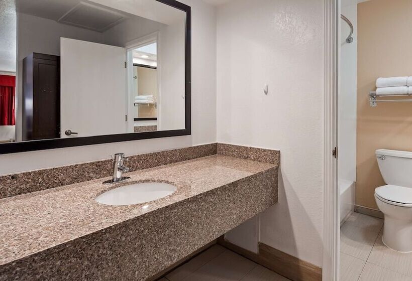 هتل Best Western Santa Rosa Inn