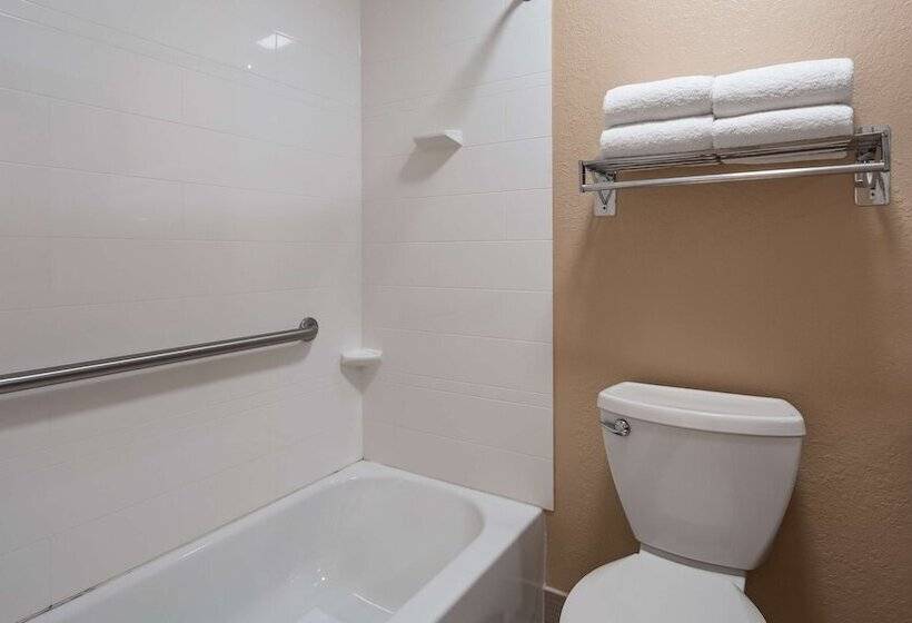 هتل Best Western Santa Rosa Inn
