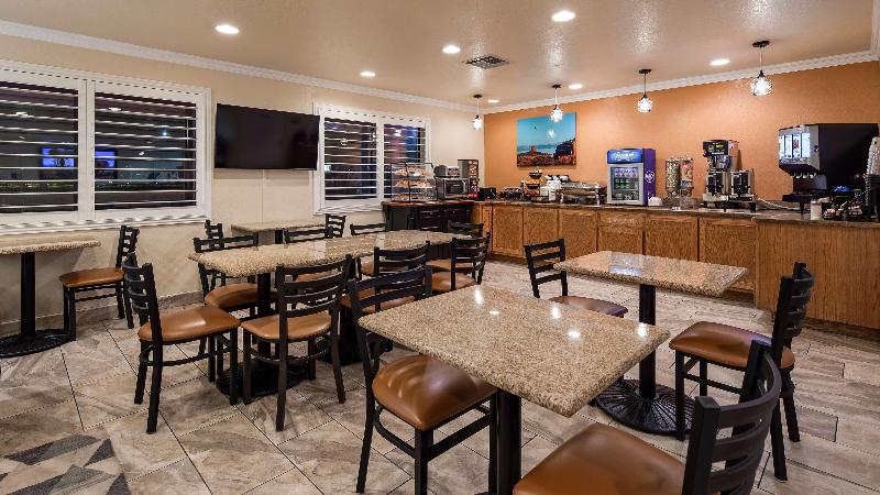هتل Best Western Santa Rosa Inn