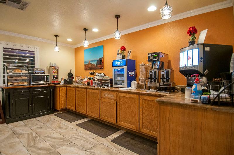 هتل Best Western Santa Rosa Inn