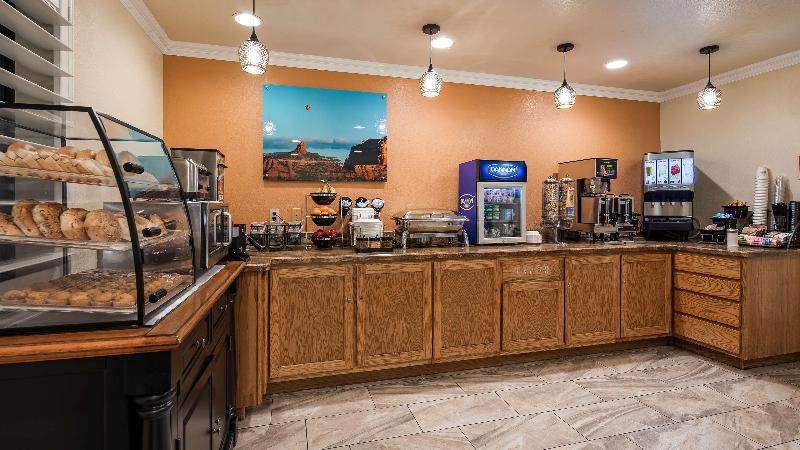 هتل Best Western Santa Rosa Inn