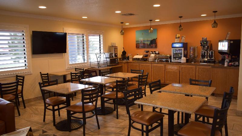 هتل Best Western Santa Rosa Inn