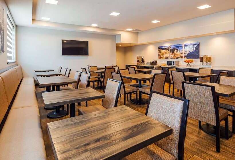 هتل Best Western Sawtooth Inn And Suites