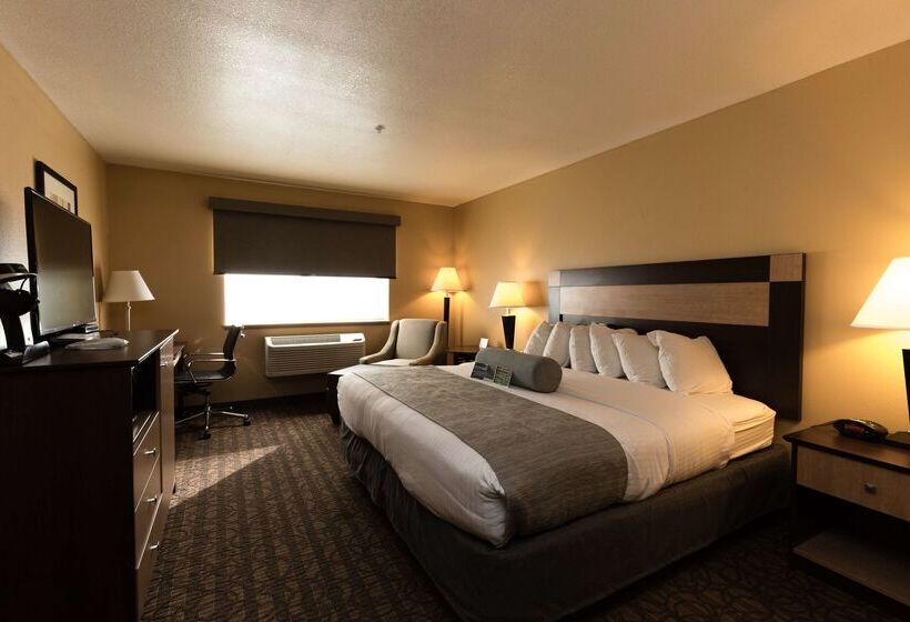 هتل Best Western Sawtooth Inn And Suites