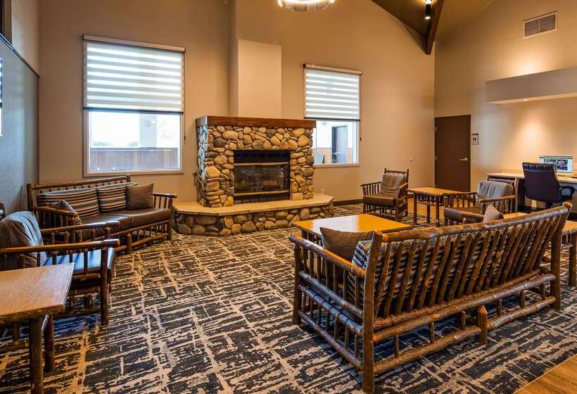هتل Best Western Sawtooth Inn And Suites