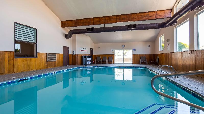 هتل Best Western Sawtooth Inn And Suites