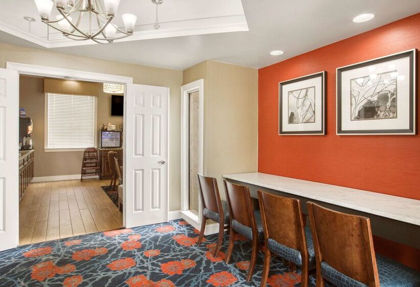 هتل Morrow Inn Southlake