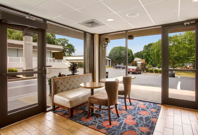 هتل Morrow Inn Southlake