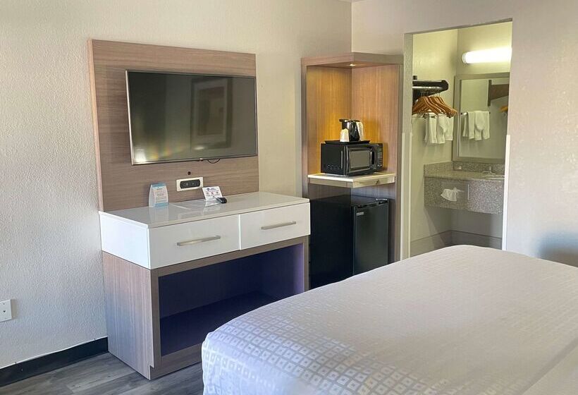 هتل Best Western Sunland Park