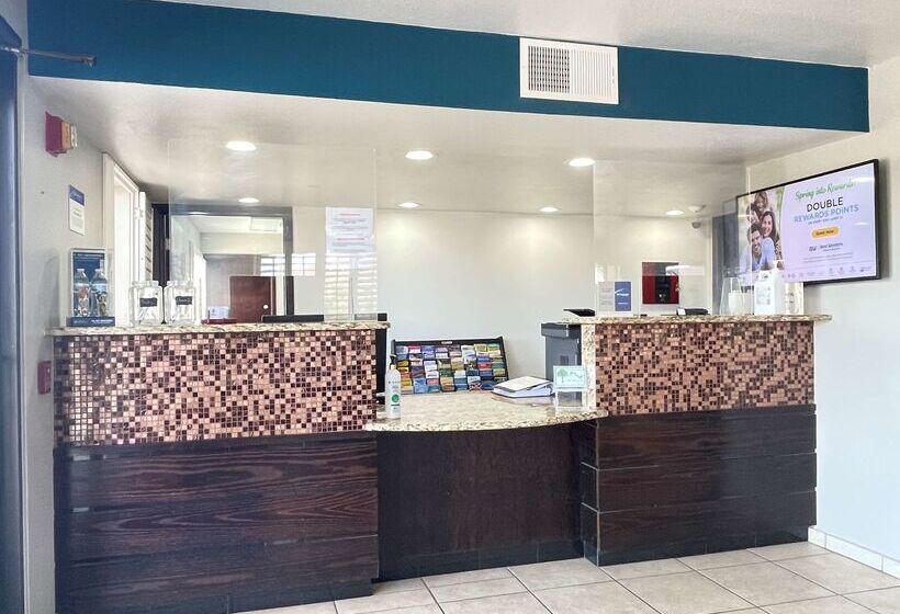 هتل Best Western Sunland Park