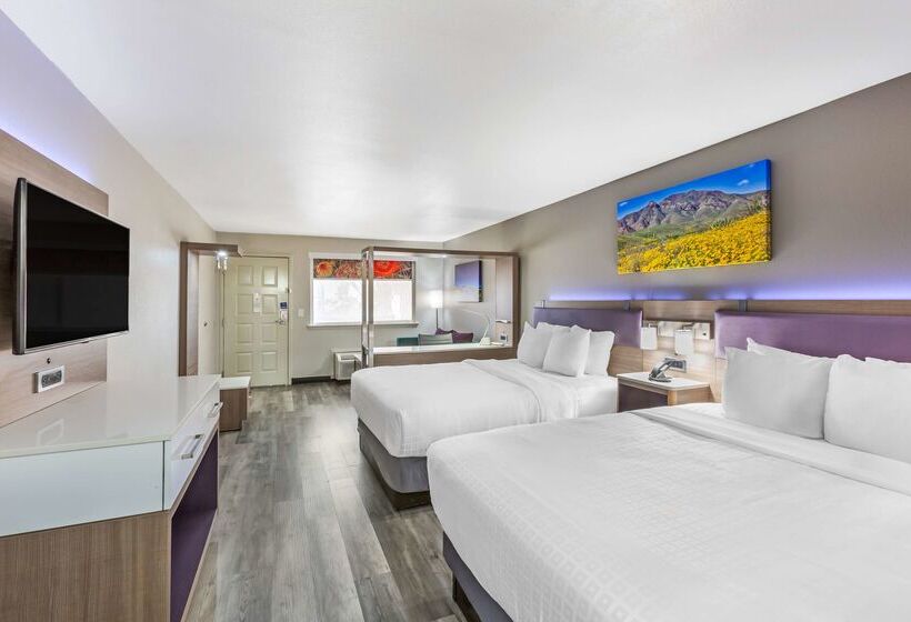 هتل Best Western Sunland Park
