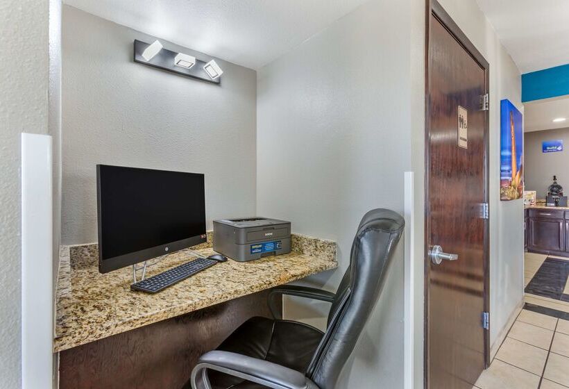 هتل Best Western Sunland Park