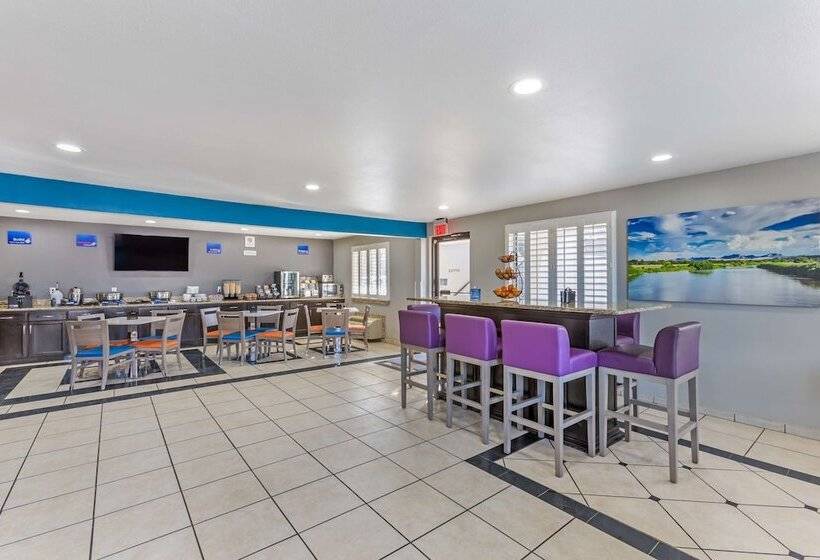 هتل Best Western Sunland Park