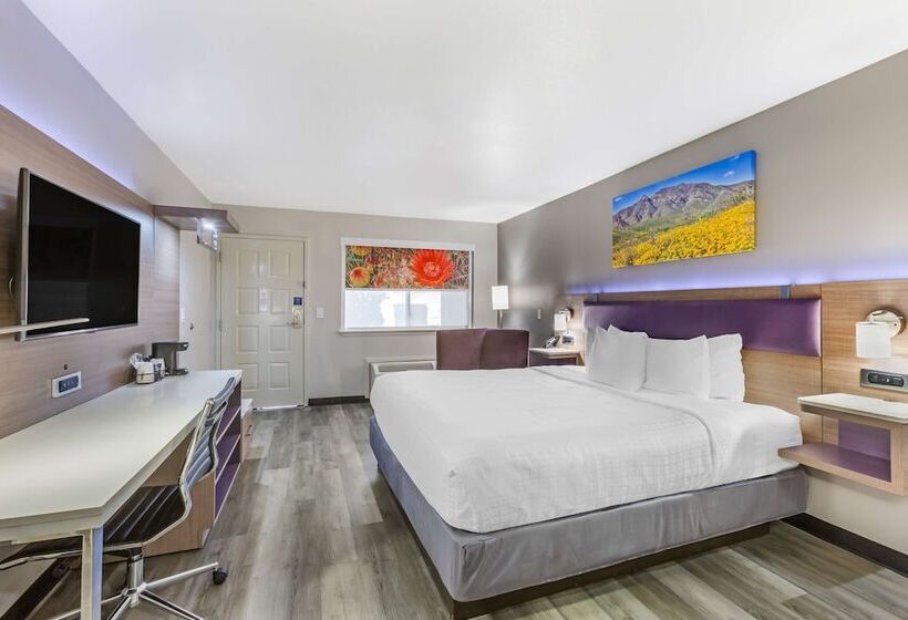 هتل Best Western Sunland Park