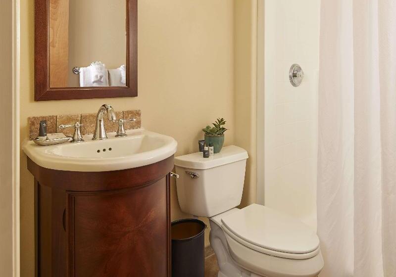 فندق Best Western Wesley Inn & Suites