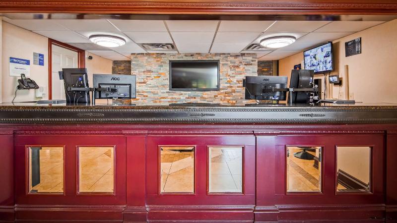 هتل Best Western Windsor Suites