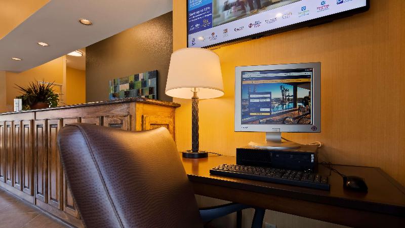 هتل Best Western Winners Circle