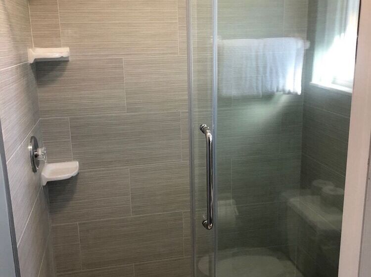 فندق Brandon Motor Lodge