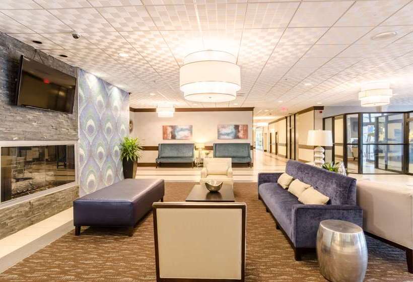 هتل Clarion  And Aqua Lagoon Waterpark