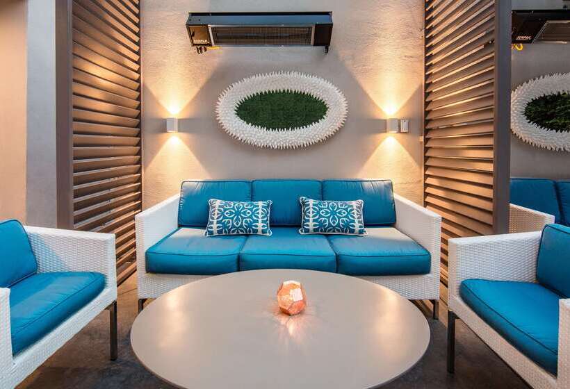 Mosaic Hotel Beverly Hills