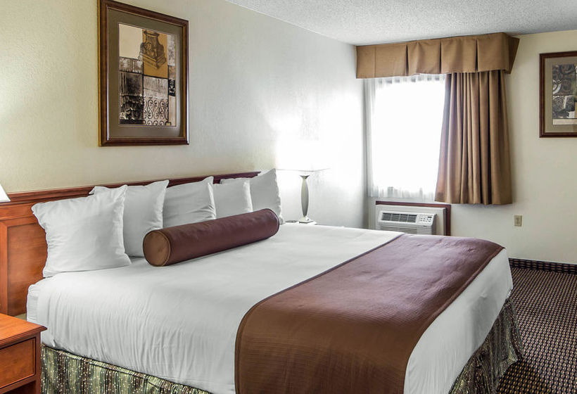 The Emerald House Hotel