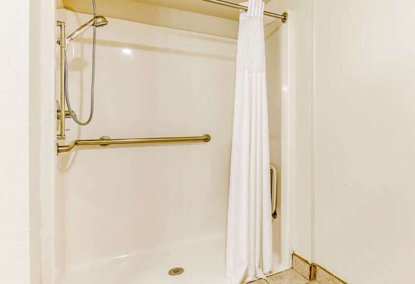 호텔 Quality Inn