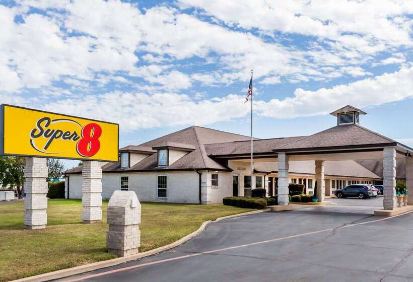 Hotel Super 8 By Wyndham Cleburne