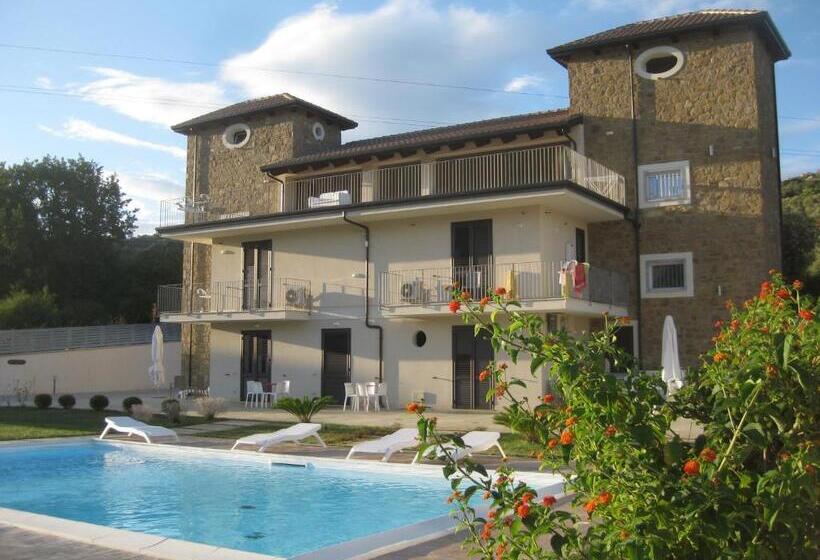 مبيت وإفطار Le Torri Del Cilento