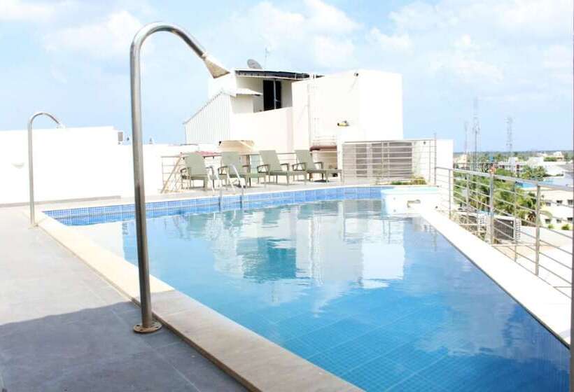 هتل Alegria Whitehouse Mambakkam