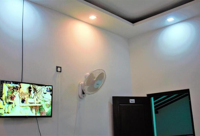 تختخواب و صبحانه Sky White Villa
