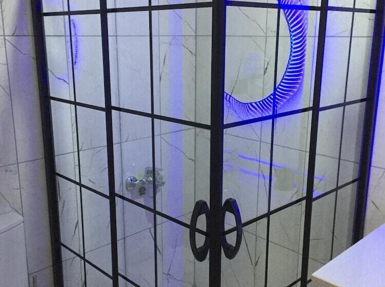 בית מלון כפרי Suvari