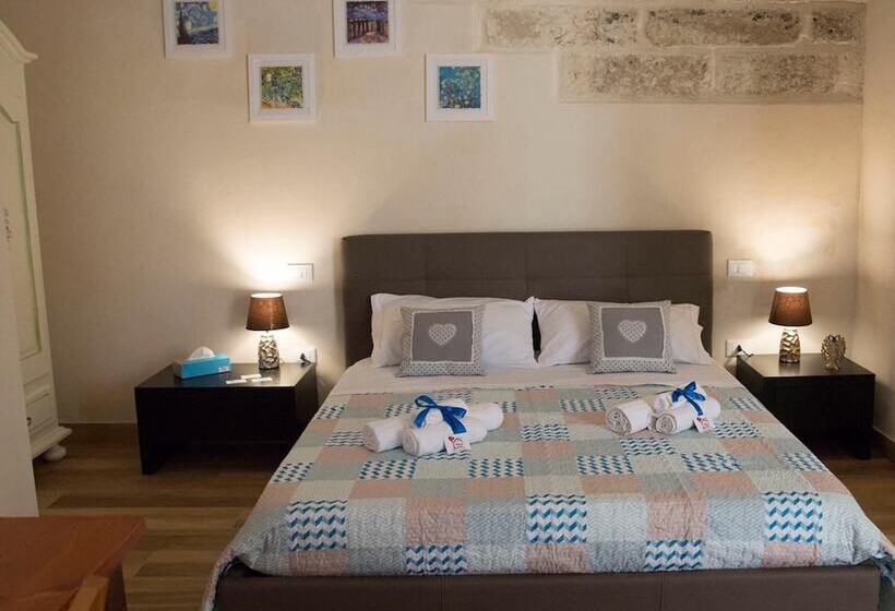 تختخواب و صبحانه La Dimora Di Marco   Exclusive Art Rooms Salento