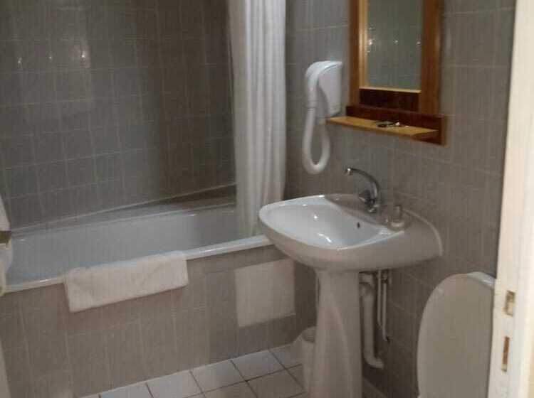 هتل L Hostellerie De La Rivière