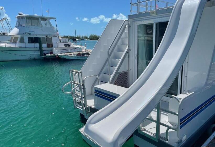 هتل St Francis Resort