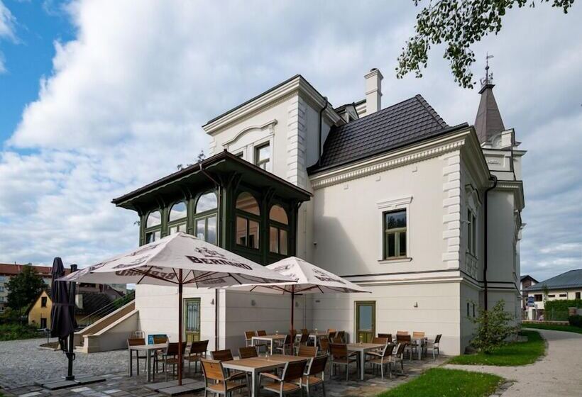 هتل Villa Rosenaw