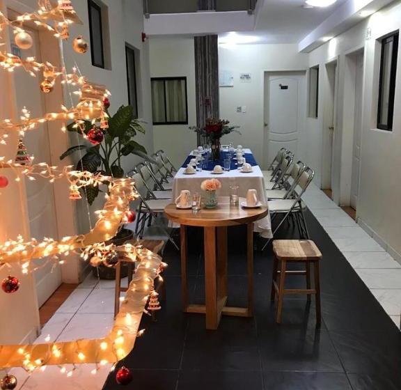 پانسیون Hostal Brilliant