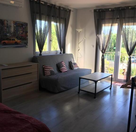 צימר Chambres De Valérie