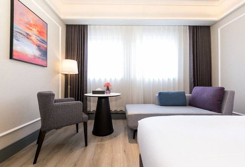Отель Mercure Xian Qujiang