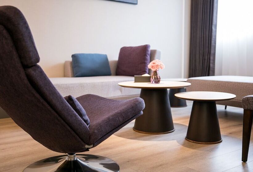 Отель Mercure Xian Qujiang