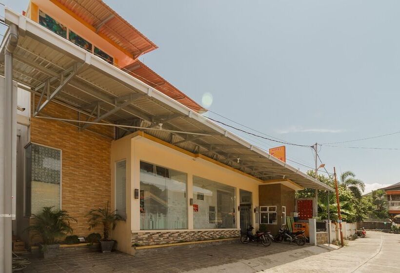 هتل Reddoorz Near Jembatan Siti Nurbaya Padang