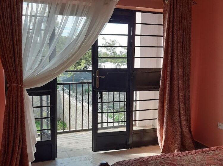 تختخواب و صبحانه El Sueno Homestay