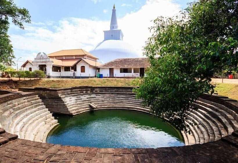 هتل Sigiriya Kingdom Resort