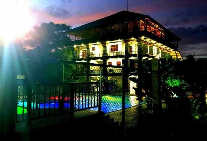 هتل Sigiriya Kingdom Resort