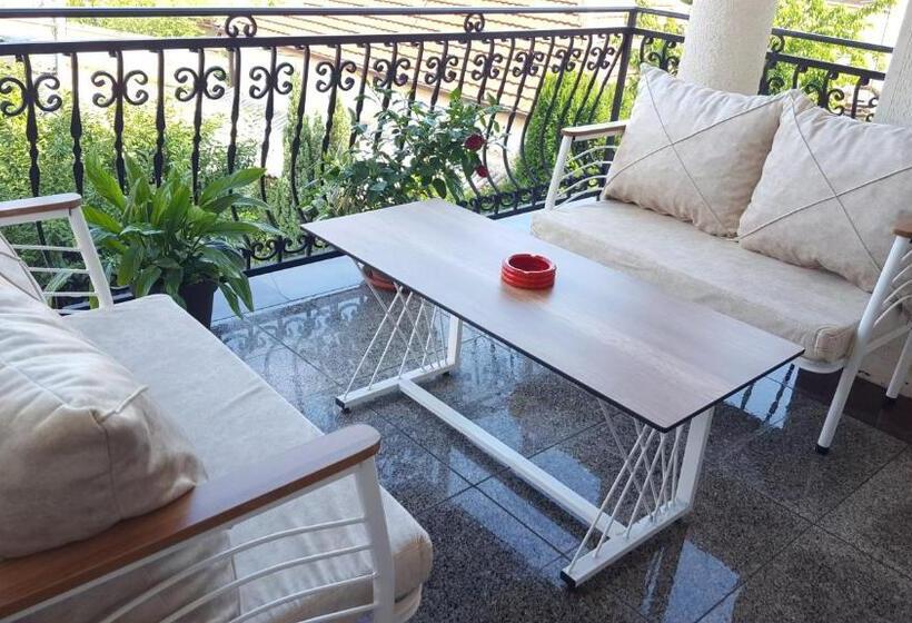 پانسیون Vila Sentić